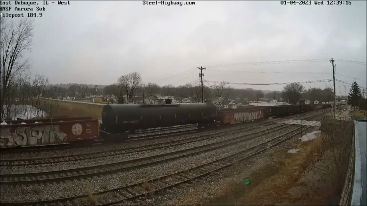 Fakebonnet Leading WB Manifest at East Dubuque, IL on January 4, 2023