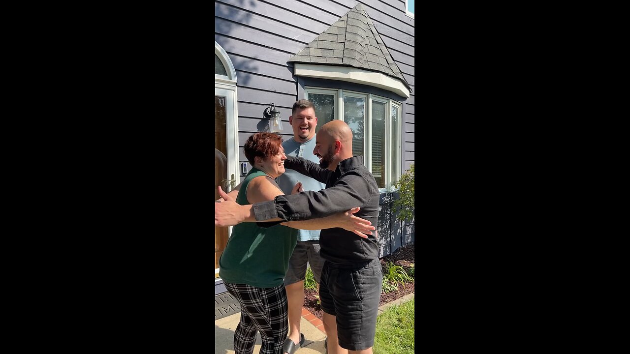 A heartfelt congratulations on their beautiful new home!