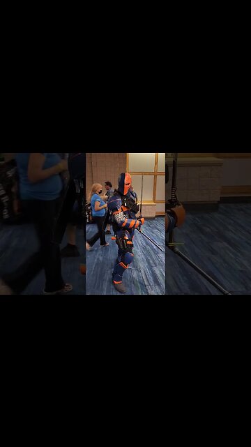Deathstroke Cosplay Comic Con