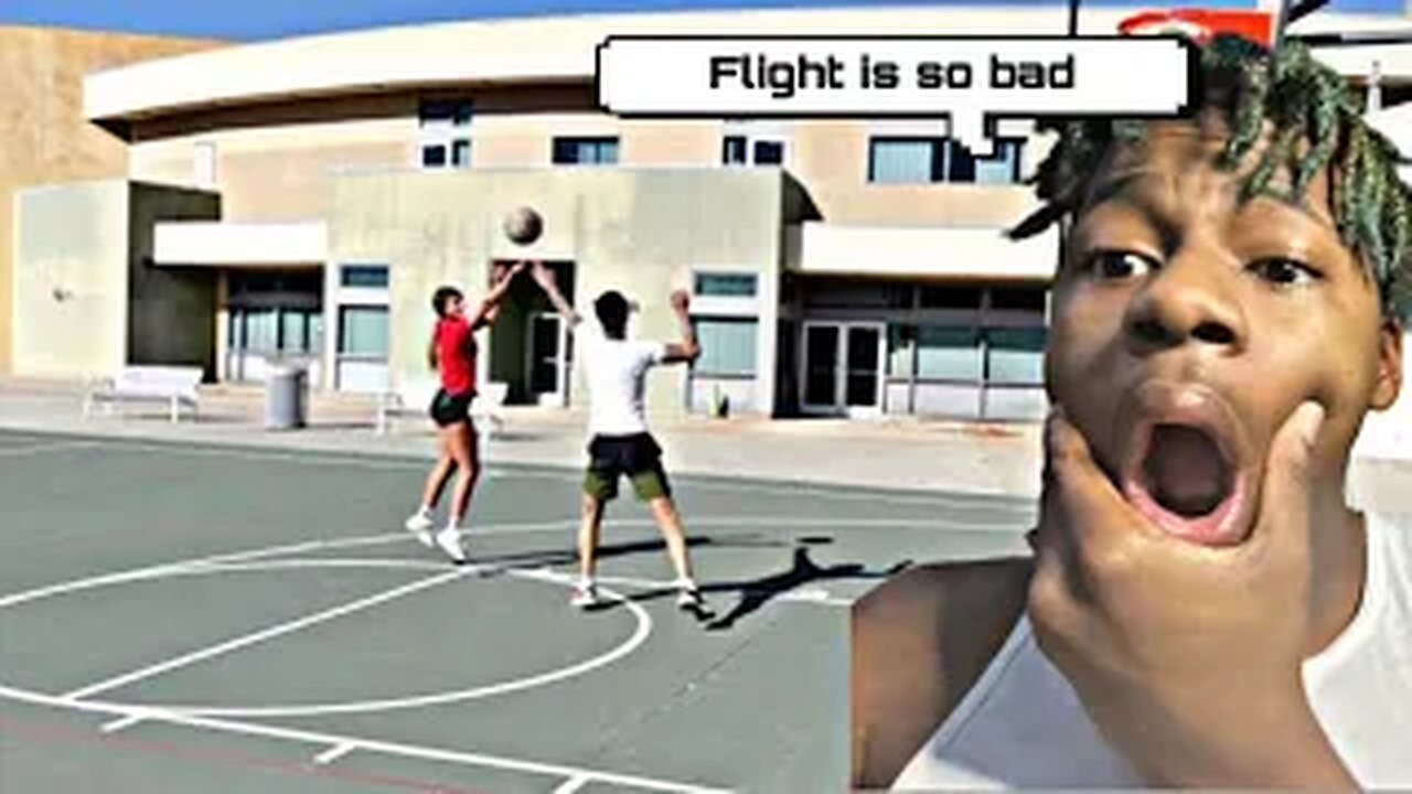 Peewee Reacts 1V1 Against D1 Female Hooper!