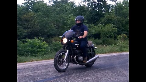 Mad Max Suzuki GT550