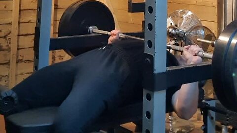 5x5 82.5 Kgs Bench Pin Press. Last Set.