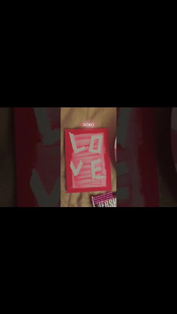 A VDAY painting project I made with the kids and some pre-VDay candy a child gave me today 🥰💋