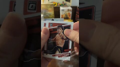 UFC DUNRUSS OPTIC BOX BREAK..