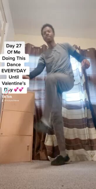 Day 27 Of Me Doing This TikTok Dance EVERYDAY Until Valentine’s Day