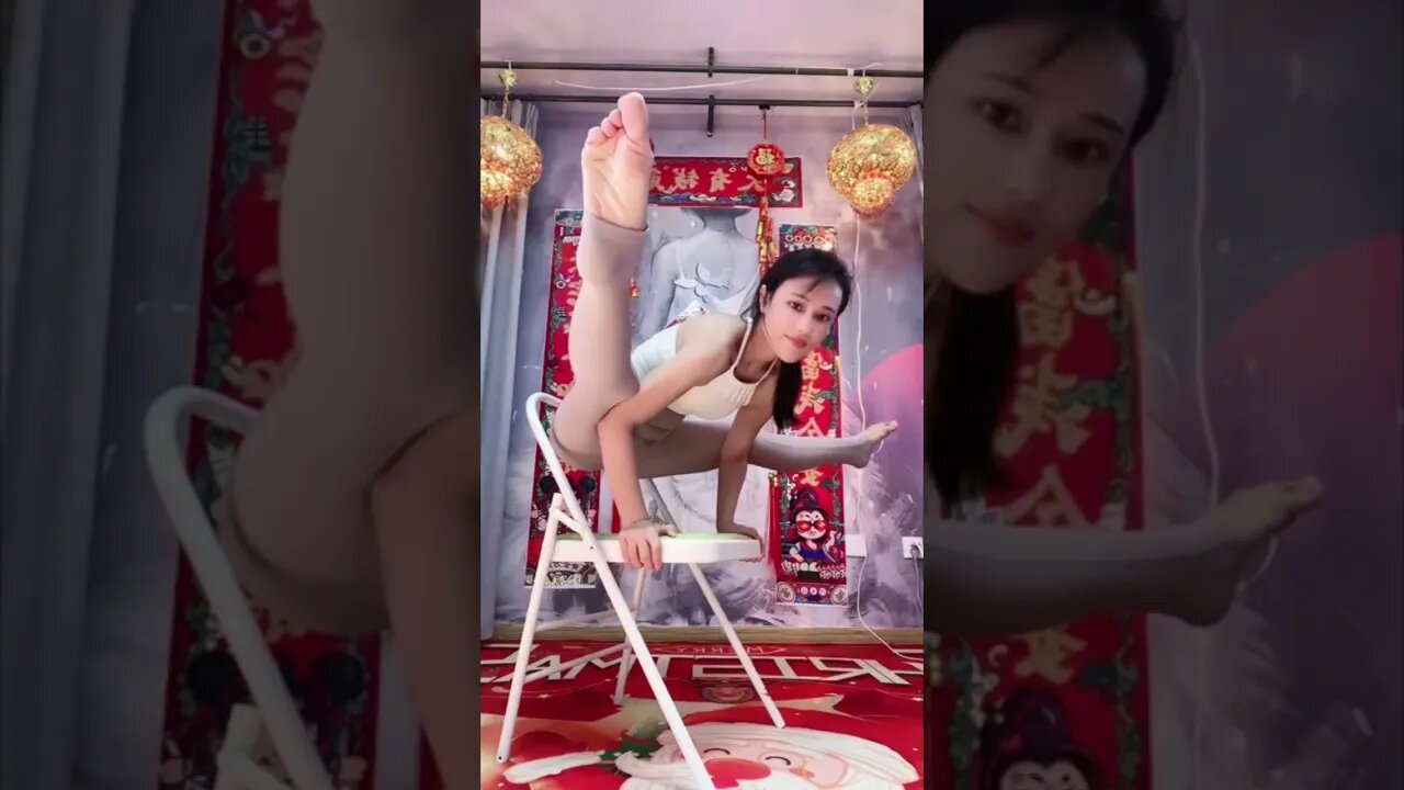 Chinese Girls Online #959 No Way To Sit On A Chair