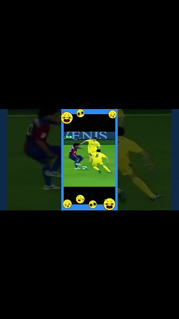 Ronaldinho V Messi Who is Better 😍🐐⚽#shorts