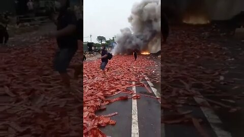 Street fireworks in Taiwan #shorts