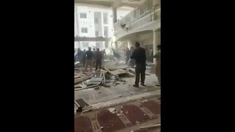 Explosão mata 17 em mesquita no Paquistão
