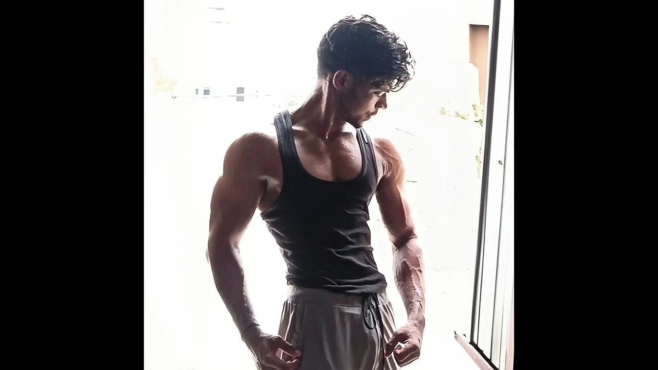 Yujiro Vs Baki (Physique 😈)
