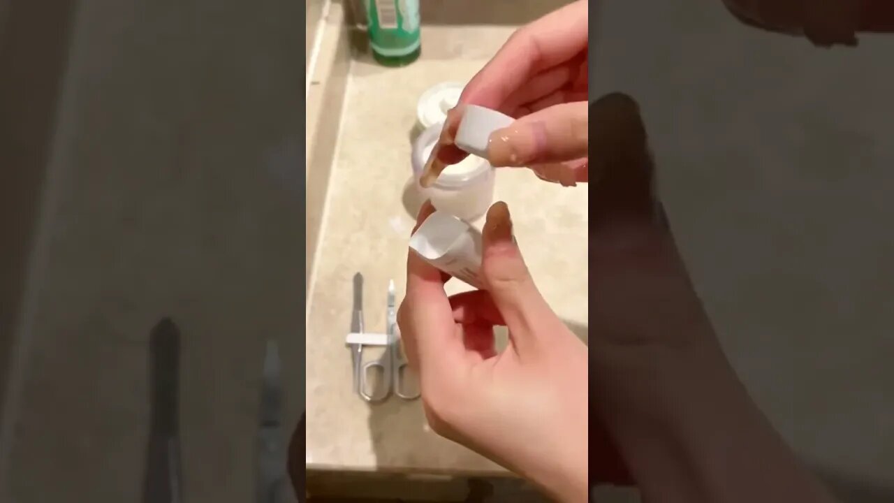 Um Hackzinho bem legal para aproveitar até a última gota do seu produto de beleza preferido.