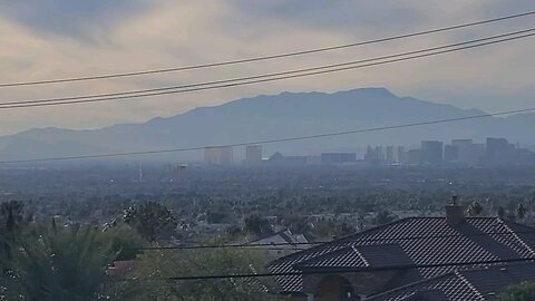Did you see the hazy Las Vegas skies today? Check this out! 12.02.2024 #follow #lasvegas #weather