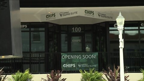 Downtown Fort Myers businesses welcome customers back