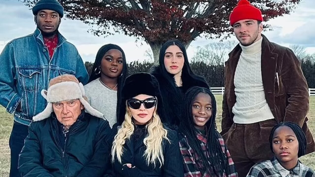 Madonna Reflects on Losses with Rare Family Photo