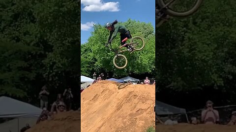 ONE-LEGGED Rider Towed by a Motorcycle #BMX #dirtjump #bigair #ability