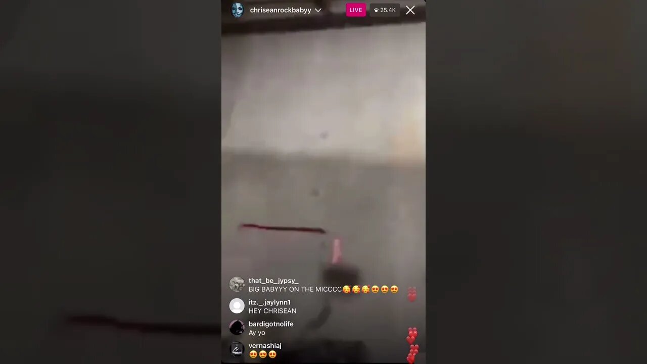 “SHUT UP!” Chrisean Spazz Out At Her Friend On IG LIVE (10-02-23)