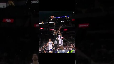 Malik Monk DELIVERS Insane Reverse Dunk ALLEY OOP From @deaaronfox9363