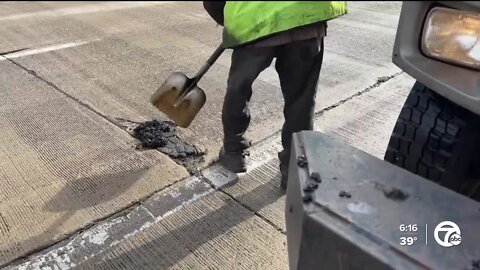 How are county road crews preparing for more potholes in metro Detroit?