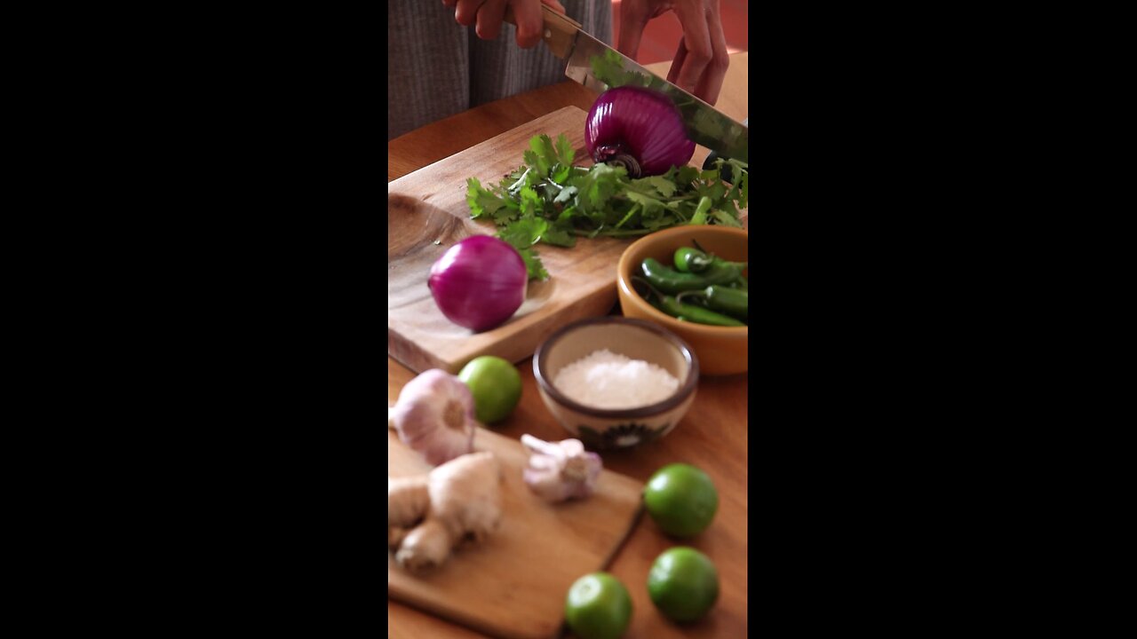 Check out the different ways to chop onions and garlic and have fun