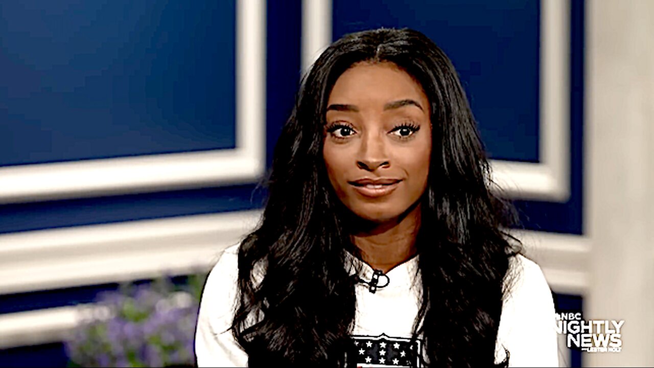 Simone Biles and Lester Holt one-on-one at Olympics