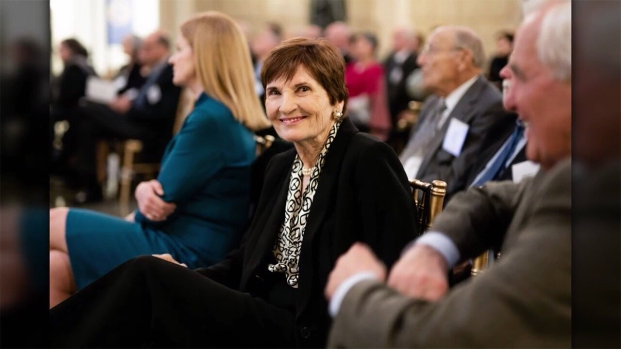 TOP CDC OFFICIAL: "The Solution To Vaccine Refusers Get Rid of All The Whites In the United States"!