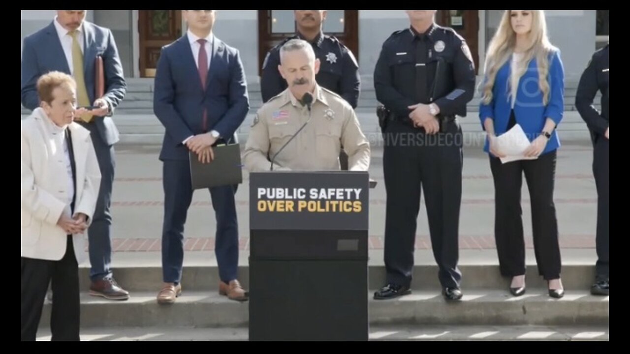 Captioned - California sheriff Chad Bianco grills Governor Newsom and Democrats