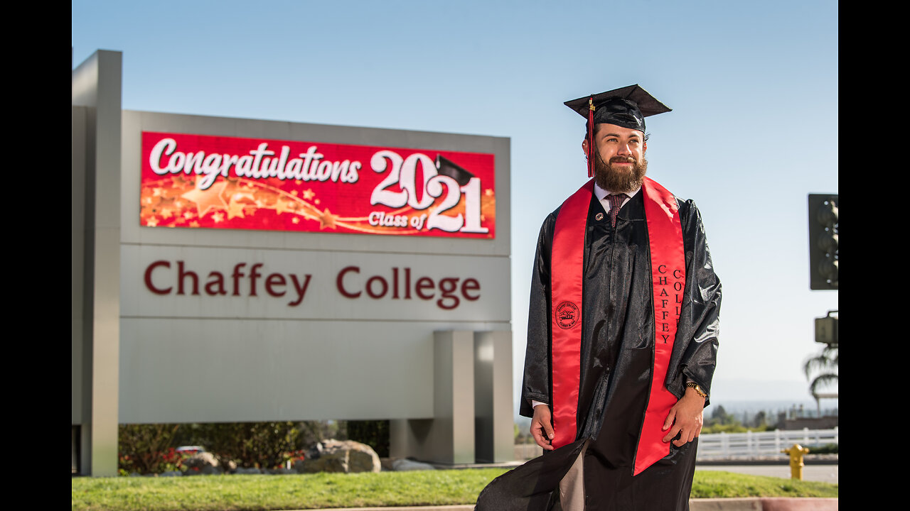 California Chaffey College Class Speaker Quotes Trump!