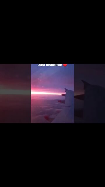 Incredible capture of a sunset from a plane! ❤️