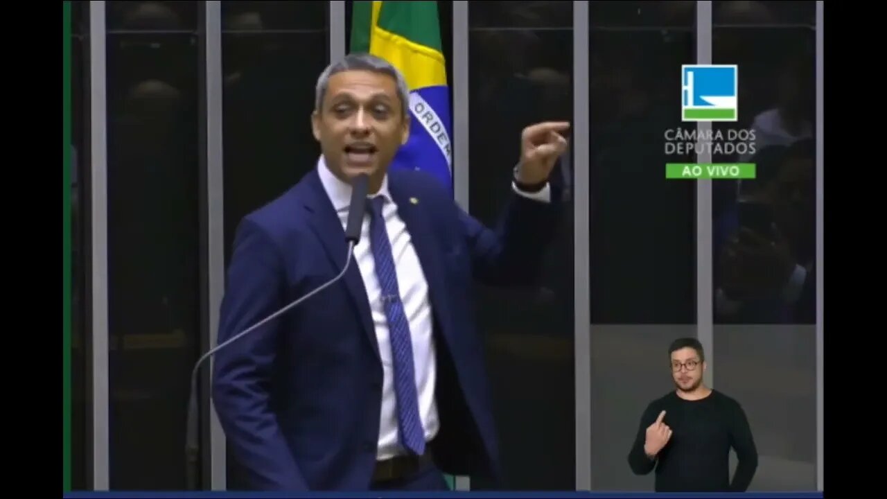 Restabelecendo a verdade no Plenário - Meu primeiro discurso como deputado