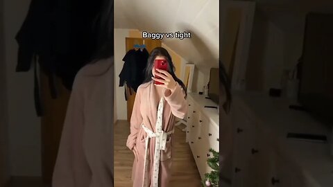 baggy Vs tight #shorts