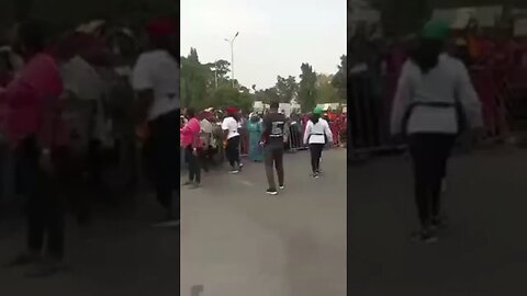 Nigeria women blocked National Assembly gate. #naira #cbn