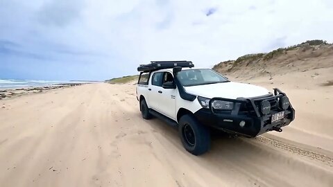 ROBE & CAMPING & IN THE SAND DUNES