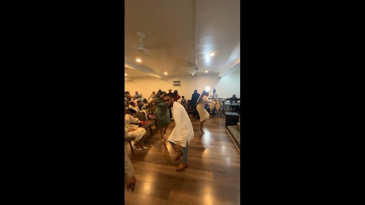 Resurrection, Sunday, praise break 👠👠