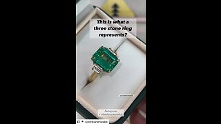 Best three stone Colombian emerald and trapeziod diamond engagement statement anniversary ring 18k