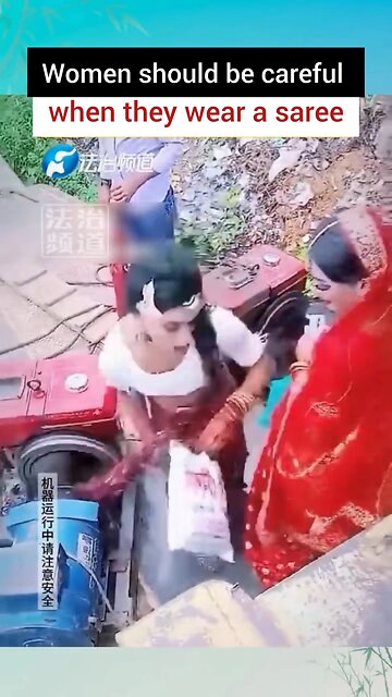 Women should be careful when wearing a saree 😱