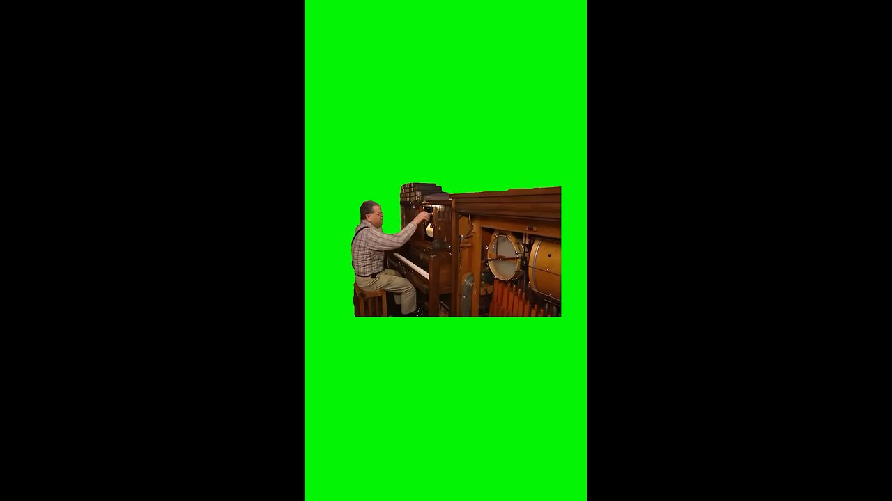 Silly Piano Man | Green Screen