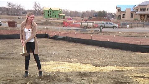 Crews break ground on Louisville nurse's new home following Marshall Fire