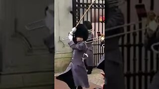 Changing of the guard #Buckinghampalace