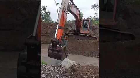 CARA MENYEBERANGI SUNGAI TAHUN 2023 #shorts #shortvideo