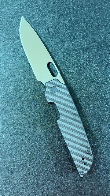 A quick look at the Kizer Varatas