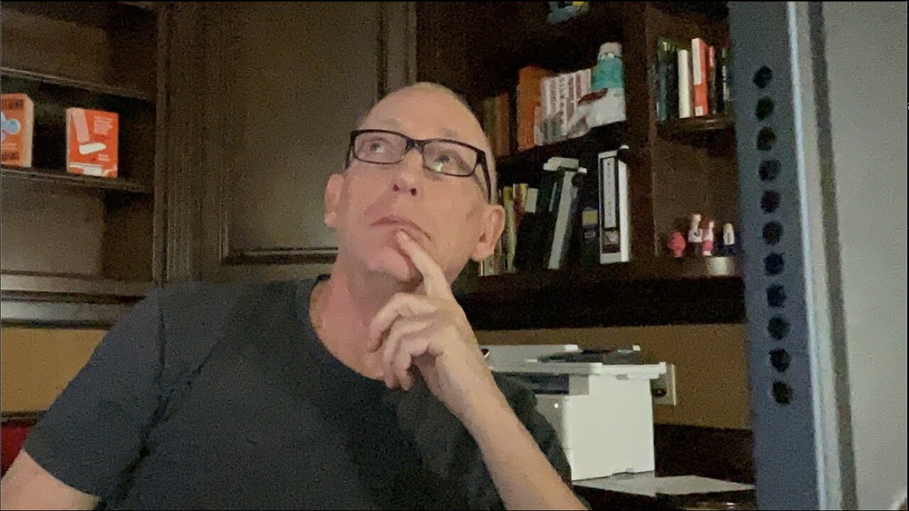 Episode 2017 Scott Adams: UFO News, Baby Jesus Born? Chicken Hoaxes, Walls Not Closing In