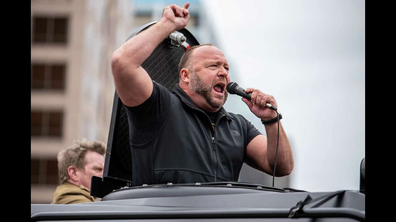 ALEX JONES WARNS JESSE VENTURA ABOUT FORCED VACCINATIONS IN 2009
