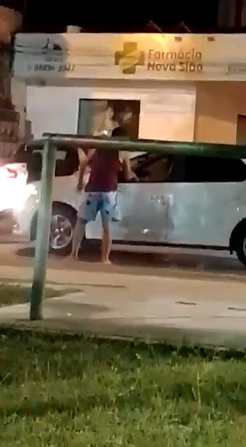 Briga de trânsito: homem é baleado após discussão e retrovisor quebrado;