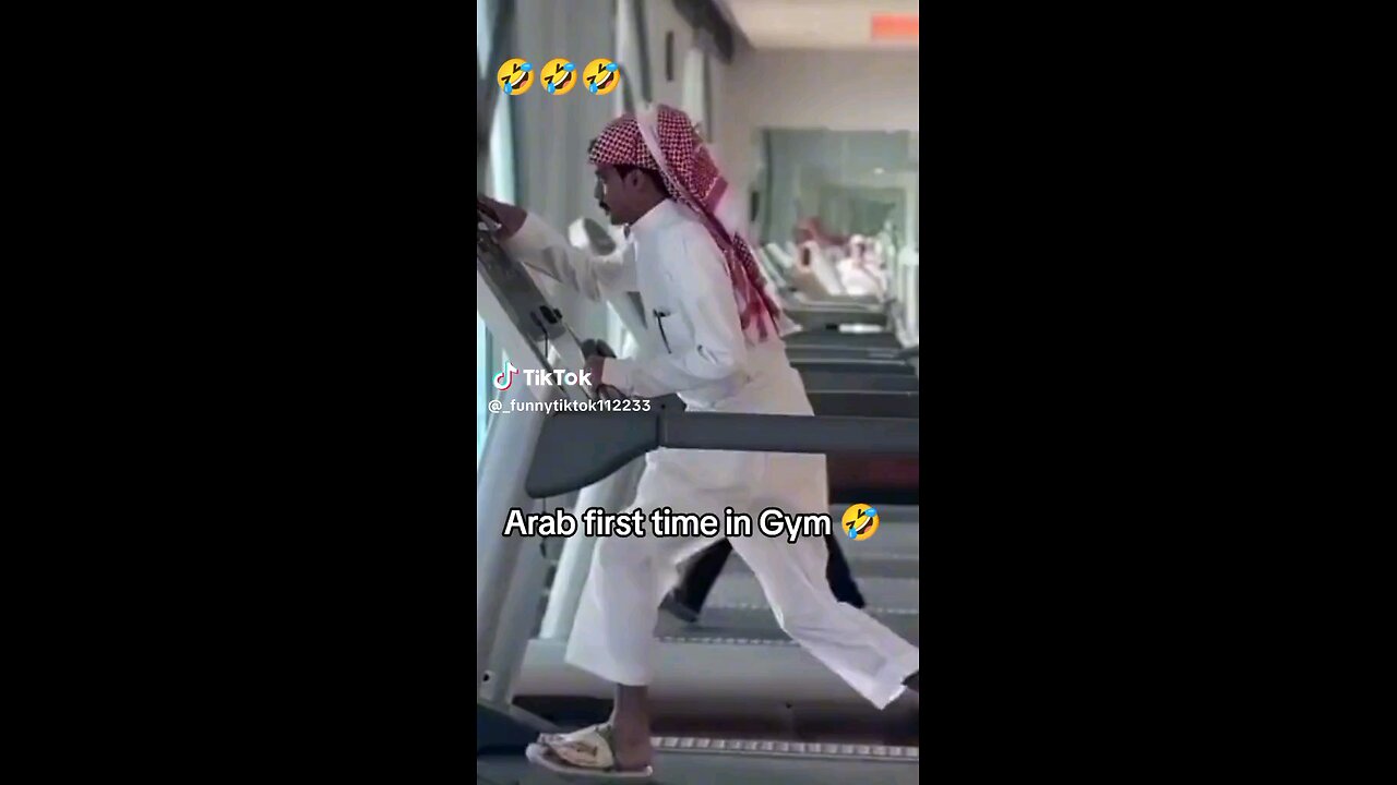 Hilarious First Gym Experience: An Arab Man's Comedic Adventure