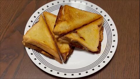 How to Make a Baked Beans and Cheese Jaffle