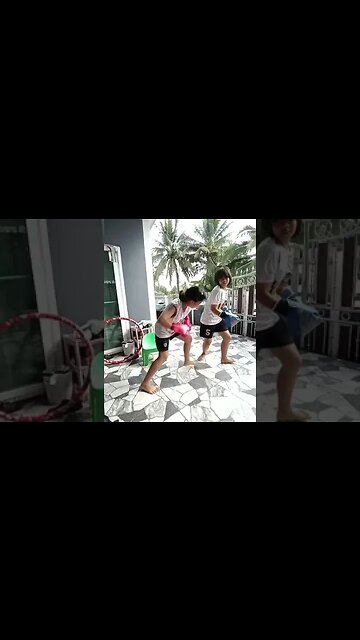 Thai Village Girls Playing in Isan — Muay Thai