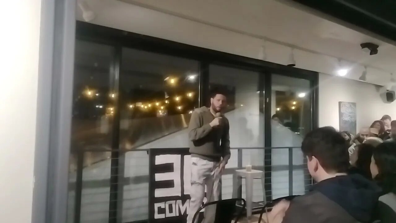comedian double r live @313comedy
