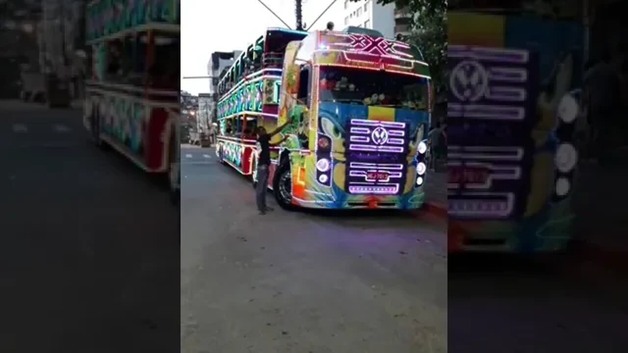 O MELHOR DO FOFÃO, CHAVES, CHIQUINHA E KIKO DANÇANDO NA CARRETA DA ALEGRIA TRIPLO X, LIKE 380