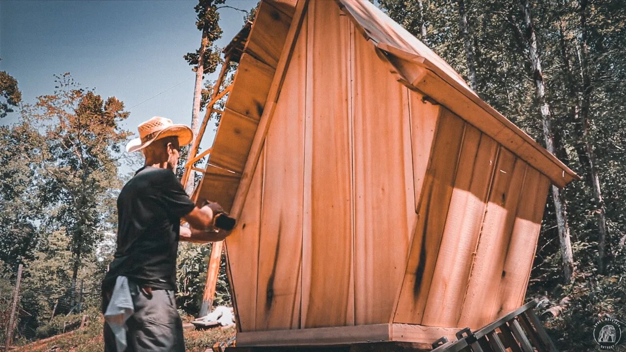 AWESOME LIVE EDGE WOODWORK FOR THE SMOKEHOUSE & GRANDMA'S SCREEN DOOR