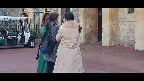 Tourist gets told she can't have a picture but does it any way lol 😆 😅 😂 #windsorcastle